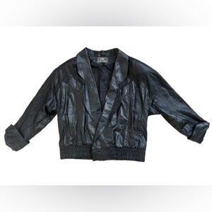 Vintage Global Identity GIII 80s Leather Jacket
Black with Shoulder Pads
Size L